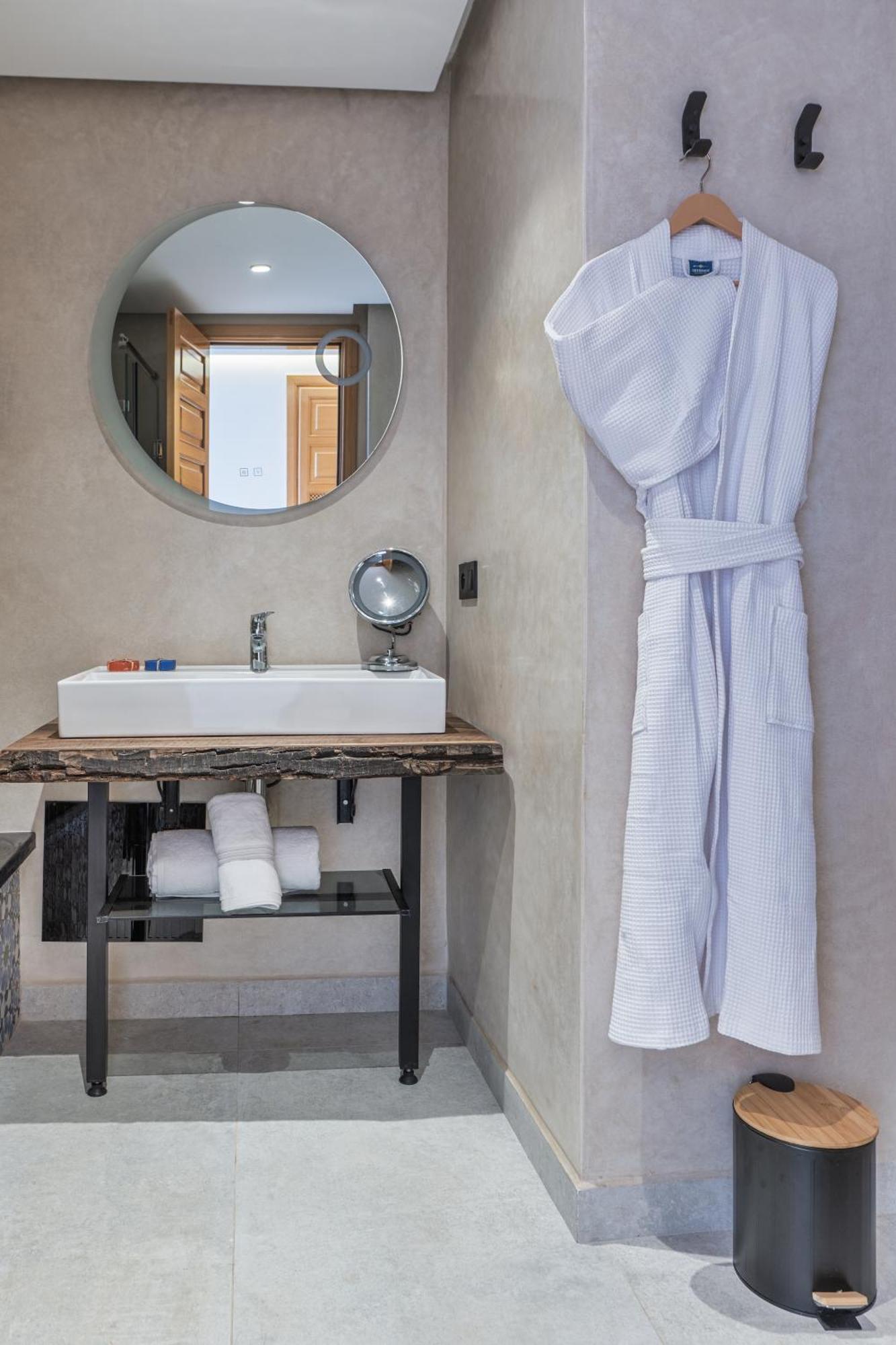 Taj Chefchaouen Luxury Hotel And Spa ภายนอก รูปภาพ